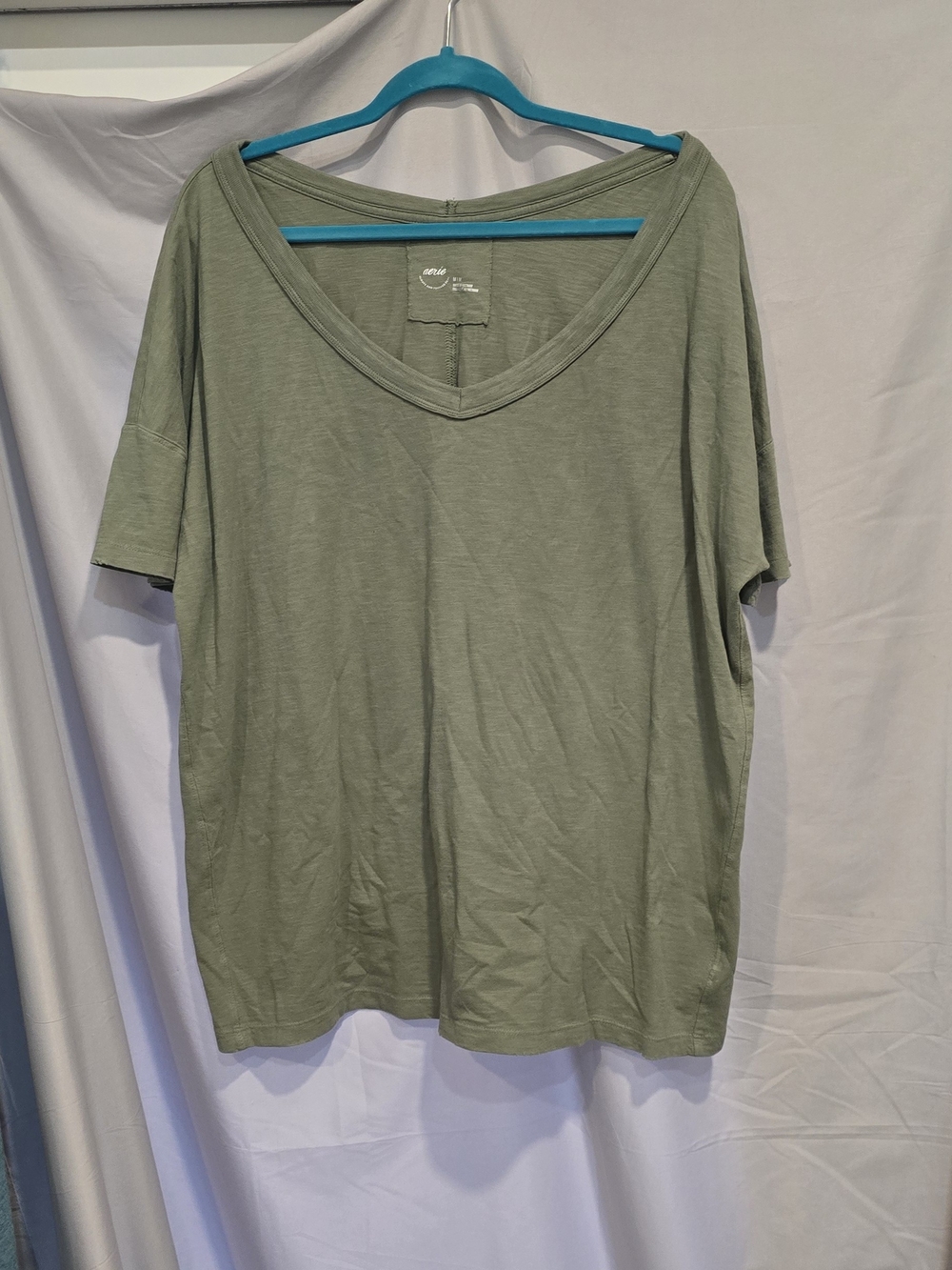 aerie Relaxed V-Neck Short Sleeve Top in Olive